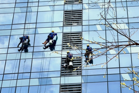 武汉汇邦物业：外墙清洗对建筑养护有什么重要作用